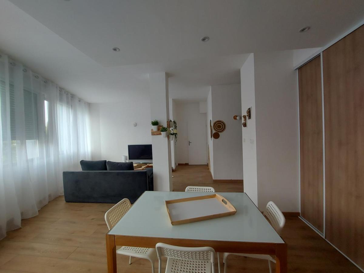 Appart' Duchatelain Lumineux, Vue Sur Chateau Montbeliard Ngoại thất bức ảnh